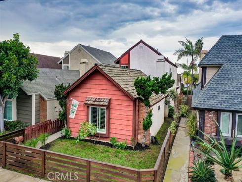 2007 Delaware Street, Huntington Beach, CA