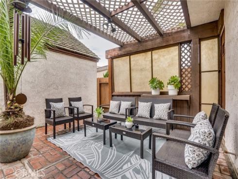 2007 Delaware Street, Huntington Beach, CA