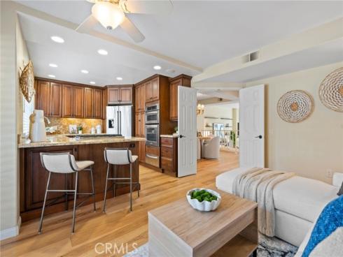 19281 Meadowood , Huntington Beach, CA