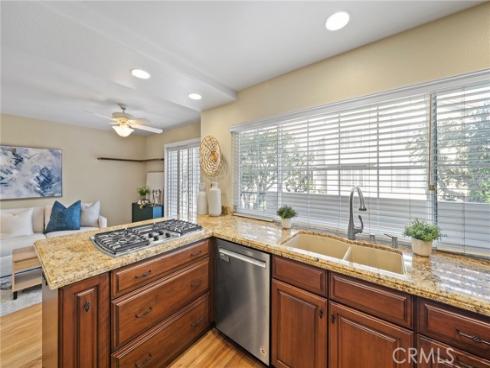 19281 Meadowood , Huntington Beach, CA