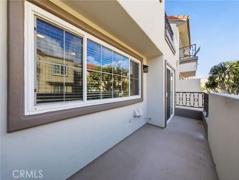 19281 Meadowood , Huntington Beach, CA