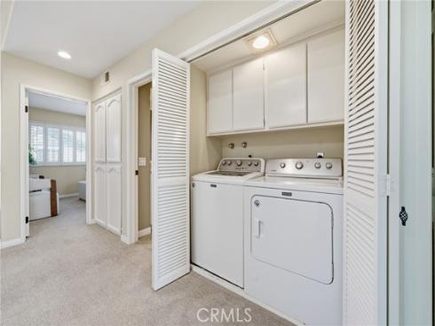 19281 Meadowood , Huntington Beach, CA