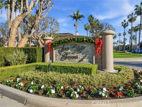 19281 Meadowood , Huntington Beach, CA