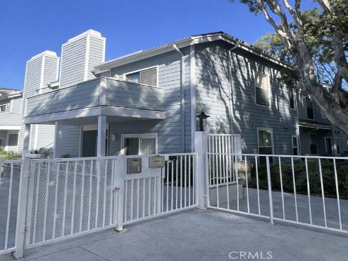 16960 Algonquin 3-204 , Huntington Beach, CA