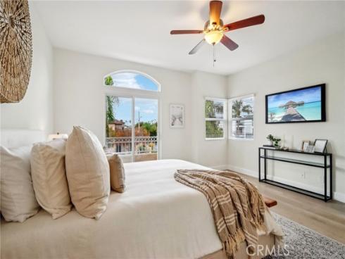 526 12th , Huntington Beach, CA