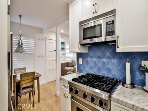 218 16th B Street, Huntington Beach, CA