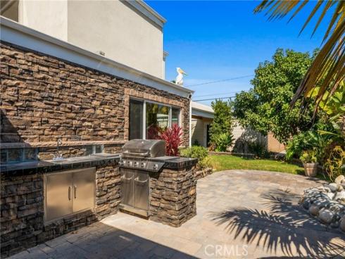 1824 Park Street, Huntington Beach, CA