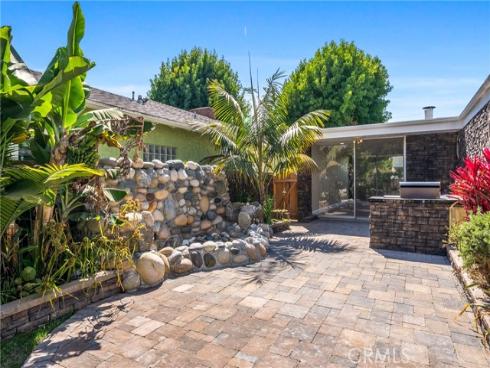 1824 Park Street, Huntington Beach, CA