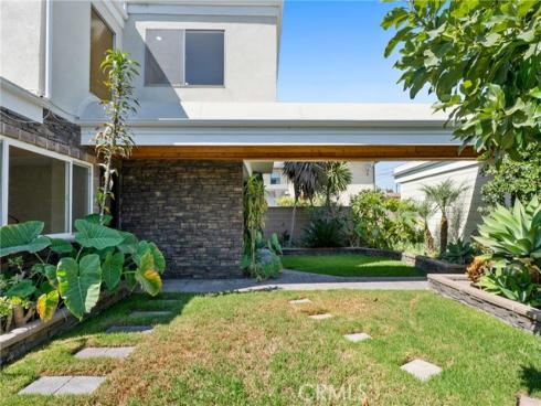 1824 Park Street, Huntington Beach, CA