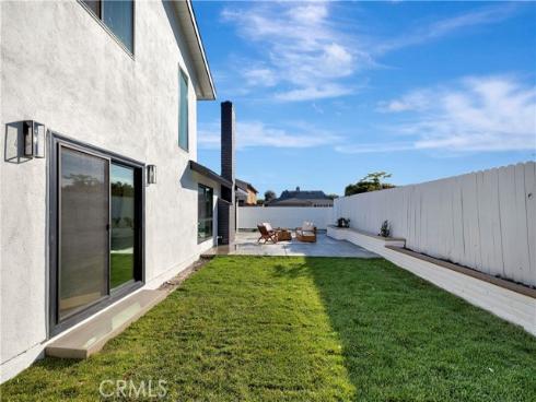 21211 Binghampton Circle, Huntington Beach, CA