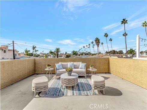 621 8th Street, Huntington Beach, CA