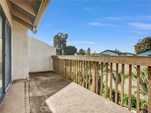 4791 Lago Drive 200 , Huntington Beach, CA