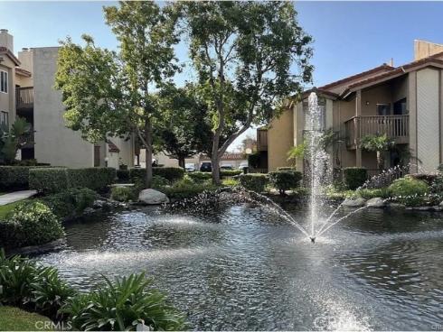 4791 Lago Drive 200 , Huntington Beach, CA