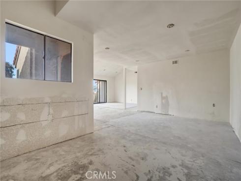 4791 Lago Drive 200 , Huntington Beach, CA