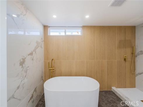 9562 Rockpoint , Huntington Beach, CA