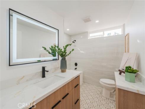 9562 Rockpoint , Huntington Beach, CA