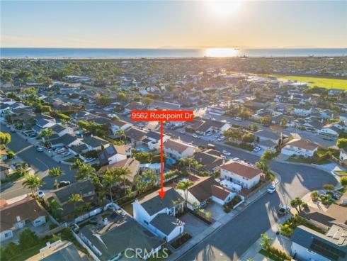 9562 Rockpoint , Huntington Beach, CA