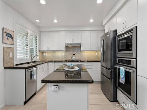 4165 Warner #205 , Huntington Beach, CA