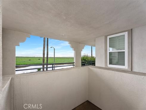 4165 Warner #205 , Huntington Beach, CA