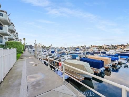 4165 Warner #205 , Huntington Beach, CA