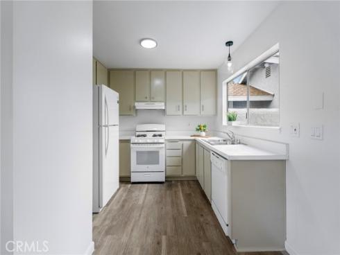 9594 Pettswood 4 , Huntington Beach, CA