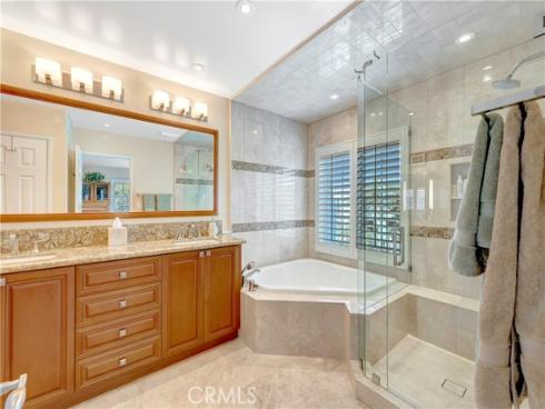 19362 Maidstone Lane, Huntington Beach, CA