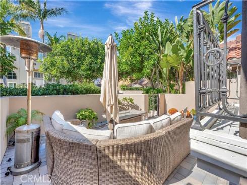 19305 Champion Lane, Huntington Beach, CA