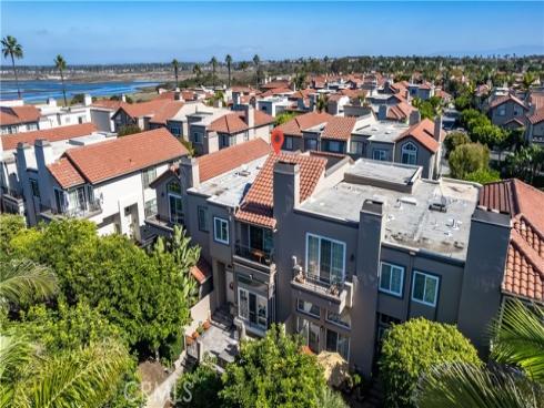 19305 Champion Lane, Huntington Beach, CA