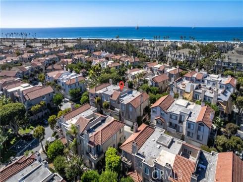 19305 Champion Lane, Huntington Beach, CA