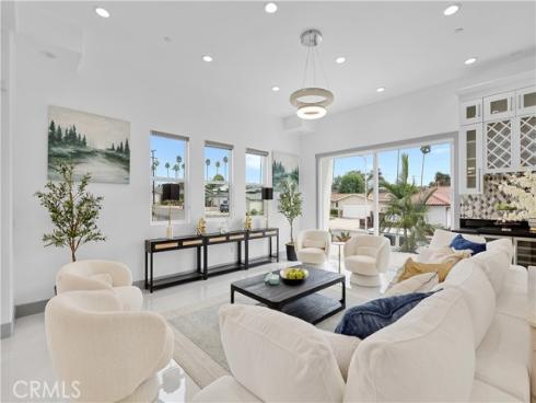 7702 Alberta , Huntington Beach, CA