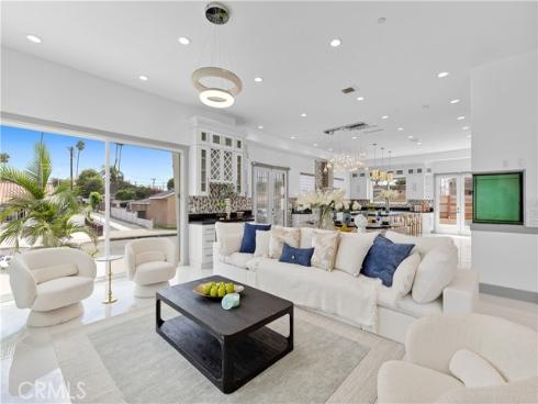 7702 Alberta , Huntington Beach, CA