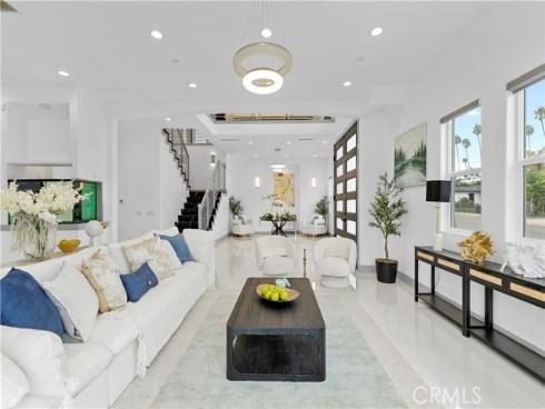 7702 Alberta , Huntington Beach, CA