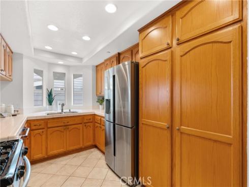 19126 Queensport A Lane, Huntington Beach, CA