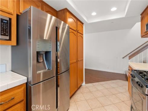 19126 Queensport A Lane, Huntington Beach, CA