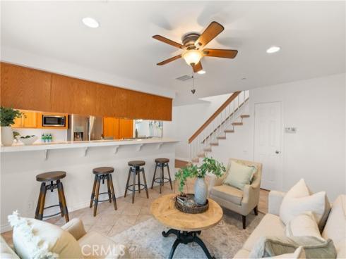 19126 Queensport A Lane, Huntington Beach, CA