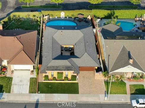 21382  Lemontree  , Huntington Beach, CA