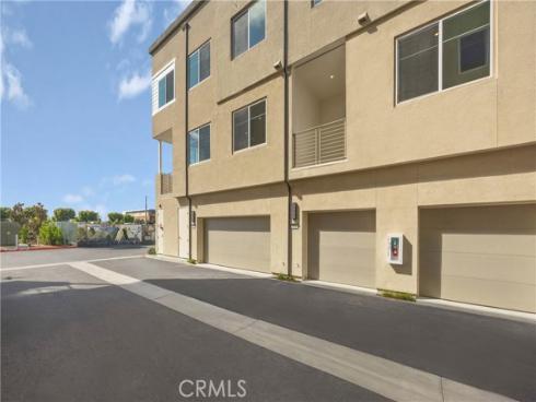 7231 Alchemy Circle, Huntington Beach, CA