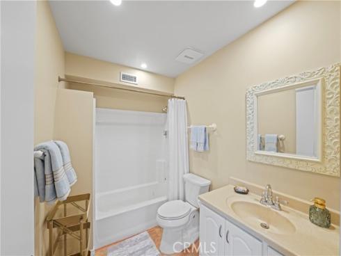 3954 Aladdin Drive, Huntington Beach, CA