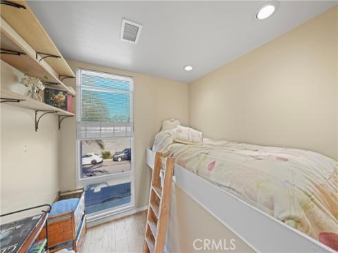 3954 Aladdin Drive, Huntington Beach, CA