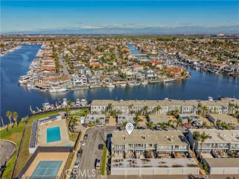 3954 Aladdin Drive, Huntington Beach, CA