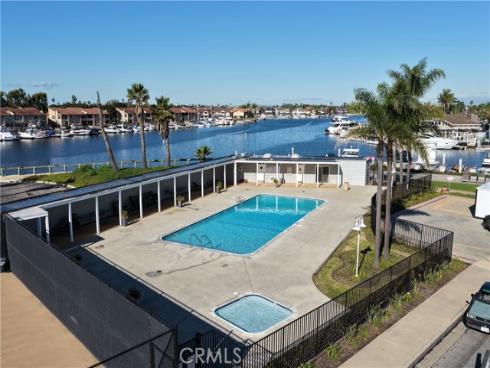 3954 Aladdin Drive, Huntington Beach, CA