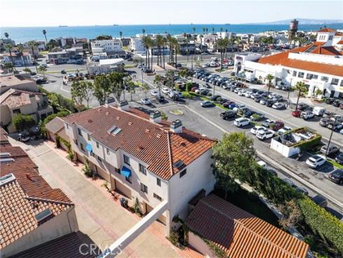 16425 Martin Lane, Huntington Beach, CA