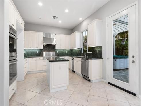 6655 Beachview , Huntington Beach, CA