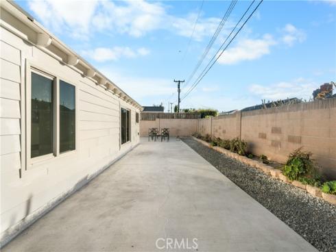 17391 Meer Circle, Huntington Beach, CA