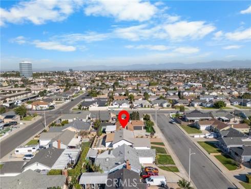 17391  Meer   Circle, Huntington Beach, CA