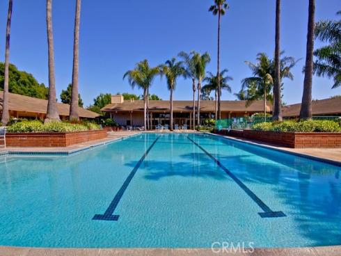 8932 Biscayne 1318-A Court, Huntington Beach, CA