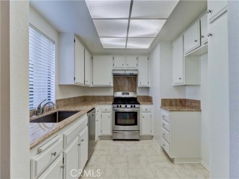 8932 Biscayne 1318-A Court, Huntington Beach, CA