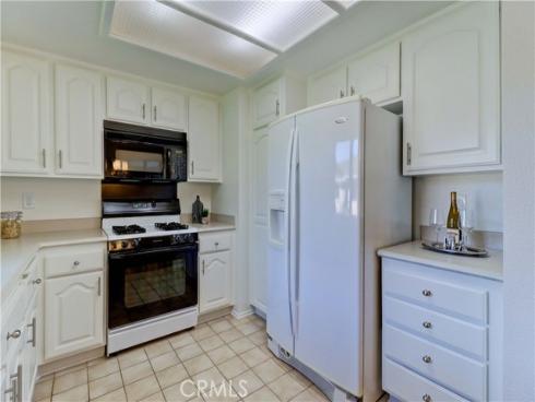 8566 Sierra 911-D , Huntington Beach, CA