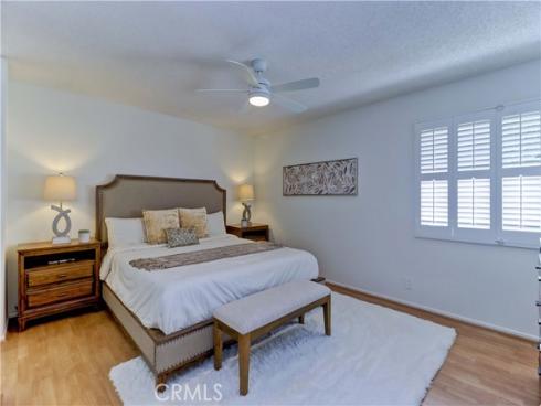 8566 Sierra 911-D , Huntington Beach, CA