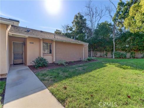 8566 Sierra 911-D , Huntington Beach, CA